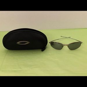 OAKLEY A-Wire 2.0 Silver Frame.
